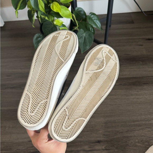 Nike Blazers  Size 5.5 / 36 EUR - Picture 3 of 7